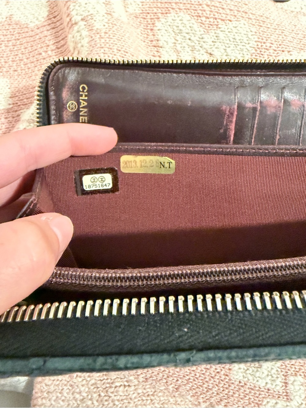 CHANEL Black Quilted Zip Wallet with Gold CC Emblem - Picture 8 of 8